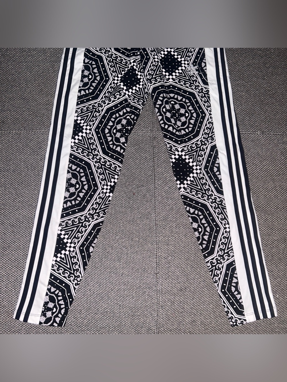 Adidas Originals Bandanna Print Leggings Sweats - Picture 3 of 5